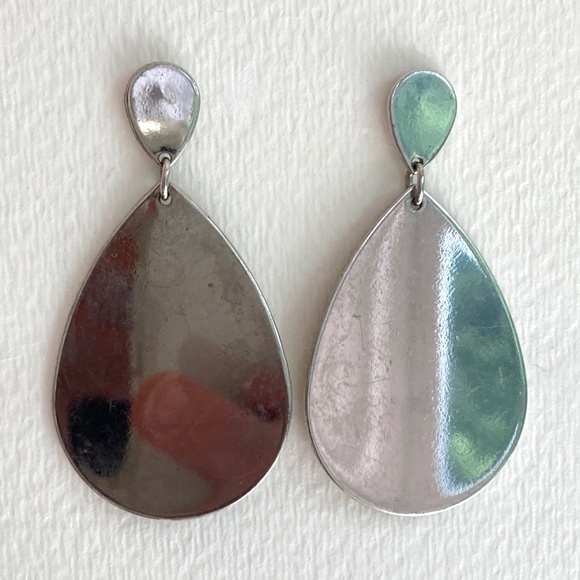 earrings studs hanging 2 ¼" mod silver shiny BIG teardrops 0.7oz total weight - Picture 3 of 7